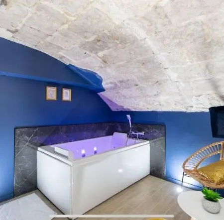 Le Du Donjon- Gare Apartment Rouen