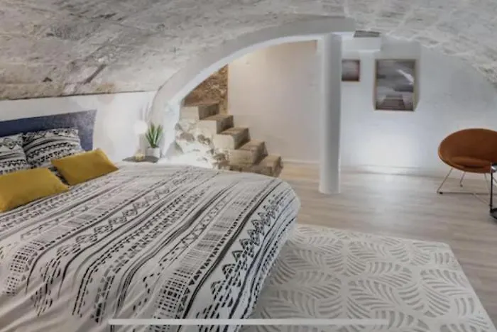 Le Du Donjon- Gare Apartman *